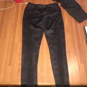 black camo leggings